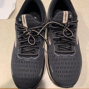 Brooks Ghost Sneakers